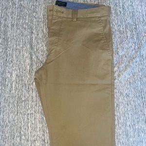 Banana Republic Skinny Chino Pants